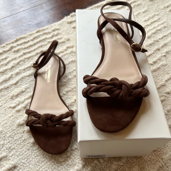 Tuckernuck & Studio McGee Brown Suede Ivy Sandals: SZ 7.5 - Picture 2 of 4